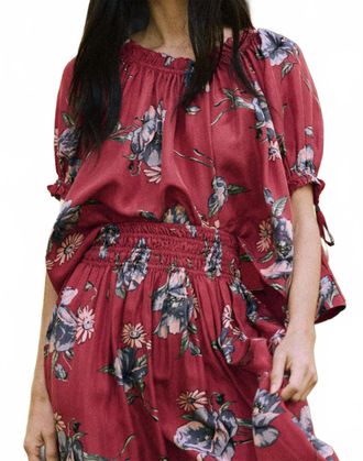 The Great. The Petunia Top In Garden Pasture Floral