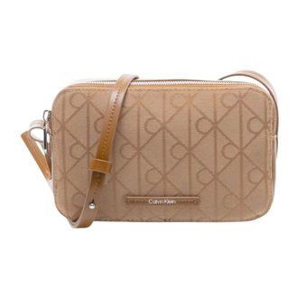 Calvin Klein Emblem Camera Bag - Dames - Tassen - Bruin - Maat: ONE Size Poliester