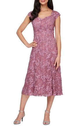 Alex Evenings Embellished Floral Soutache Lace Cocktail Dress in Dark Mauve at Nordstrom, Size 16