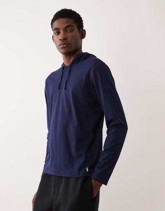 Polo Ralph Lauren Top da casa in cotone liquido blu navy con cappuccio e logo in coordinato