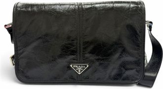 Prada Black Leather Shoulder Bag (Pre-Owned)