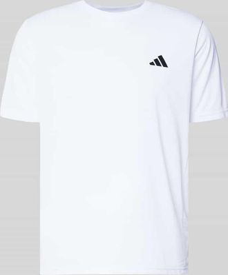 adidas T-Shirt mit Label-Print in Weiss, Gr&ouml;&szlig;e XXL