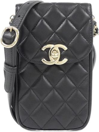 Chanel Black Leather Phone Wallet (Pre-Owned)