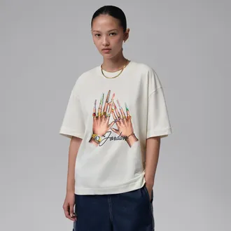 Nike Jordan Womens Jordan Graphic Girlfriend T-Shirt in White | IM7129-133