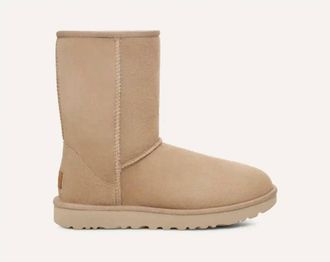 UGG Womens Classic Short Ii Boot In Sand