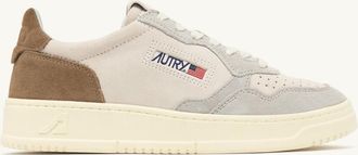 Autry SNEAKERS MEDALIST LOW TRICOLOR IN SUEDE BIANCO CIGAR E VAPOR