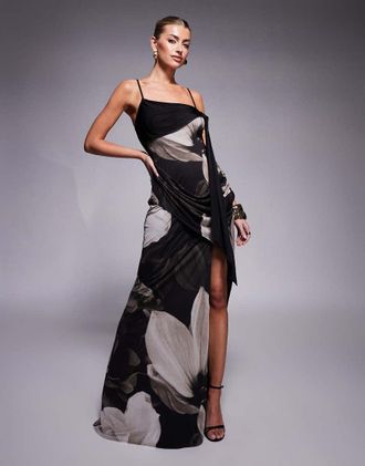 Asos Vestito lungo con scollo asimmetrico e drappeggio combinato con stampa a fiori oversize-Multicolore