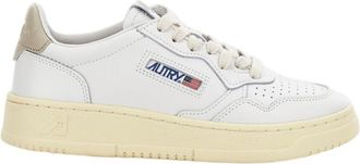 Autry White Medalist Low Leather Sneakers