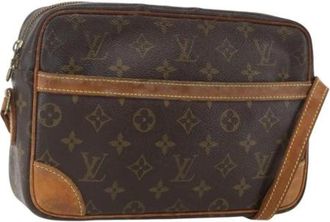 Louis Vuitton Pre-owned Cross Body Bags, female, Brown, Size: ONE SIZE Pre-owned Cross Body Bag