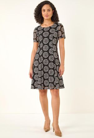 Roman Heart Circle Lace Stretch Dress
