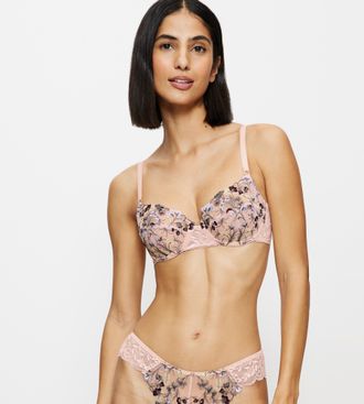Triumph Balconette-BH TRIUMPH Sensual Spotlight W, Damen, Gr. 70, Cup E, beige (foundation beige), Spitze, Obermaterial: 58% Polyamid, 33% Polyester, 9% Elast