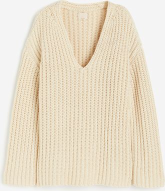 H&M V-Pullover aus Wollmix - Beige