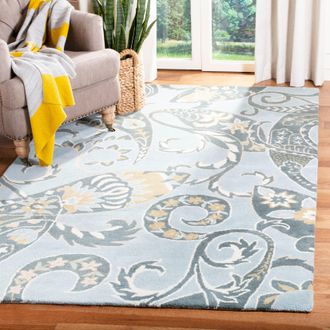 Safavieh Wyndam Area Rug, Blue / Multi Transitional Style