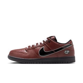 Nike Mens Nike SB Dunk Low Pro Skate Shoes in Brown | HJ4131-200