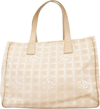 Chanel Beige Nylon Tote Bag (Pre-Owned)