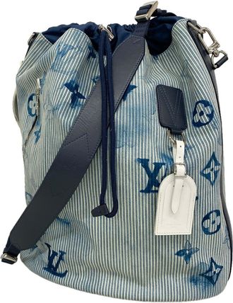 Louis Vuitton Blue Shoulder Bag (Pre-Owned)
