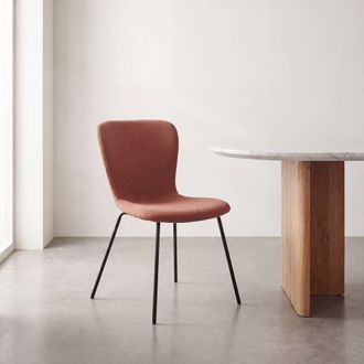 Maisons du monde Silla de tejido de poli&eacute;ster de chenilla color &oacute;xido con patas de acero negro