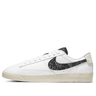 Nike (WMNS) Nike Blazer Low SE Recycled Wool Pack - White Black DA4934-100