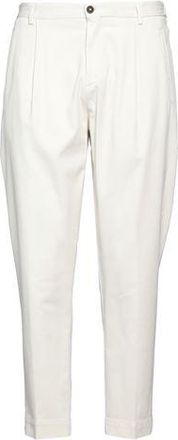 Out / Fit BOTTOMWEAR - Pantaloni su YOOX.COM