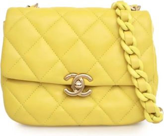 Chanel Borsa a tracolla Candy Chain Flap mini in pelle di agnello trapuntata 2021-2025 - Giallo