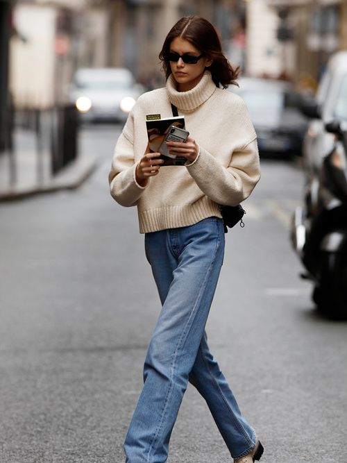 Kaia Gerber, Kaia Gerber style, Kaia Gerber street style, Kaia Gerber cindy crawford, Kaia Gerber model, Kaia Gerber fashion, Kaia Gerber instagram, Paris Fashion Week