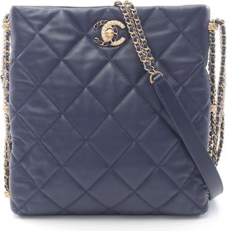 Chanel Matelasse Leather Shoulder Bag (Pre-Owned)