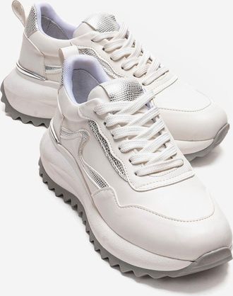 Prologue Whisper Casual Sneaker