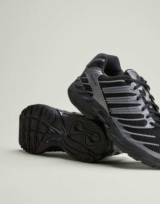 adidas Originals Adistar Control 3 sneakers nere e grigio metallizzato-Nero
