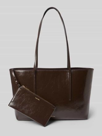 Calvin Klein Henkeltasche mit Label-Detail in Dunkelbraun, Gr&ouml;&szlig;e 1