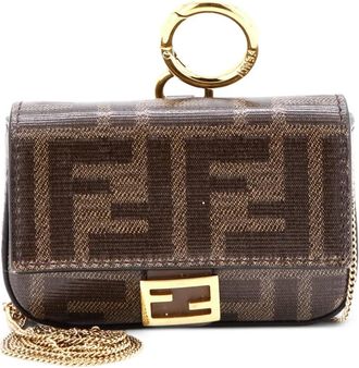 Fendi Baguette Zucca gecoate canvas kleine crossbodytas met ketting - Bruin