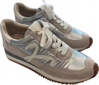 Vaneli Womens Queen Sneaker In Silver