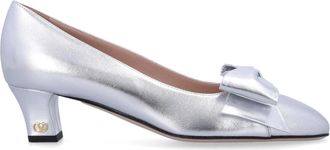 Valentino Garavani Schoenen, Dames, Grijs, 36 EU, Leer, Stijlvolle Bowow Pomp voor Fashionistas