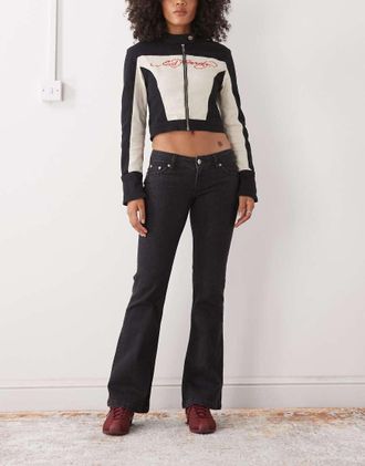 Monki Jeans a zampa nero slavato