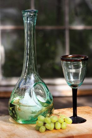 Kalalou White Wine Glass Decanter With Ice Pocket