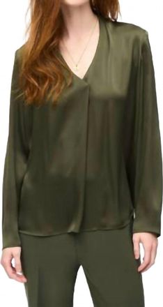 Joseph Ribkoff Satin Straight Top In Iguana Green