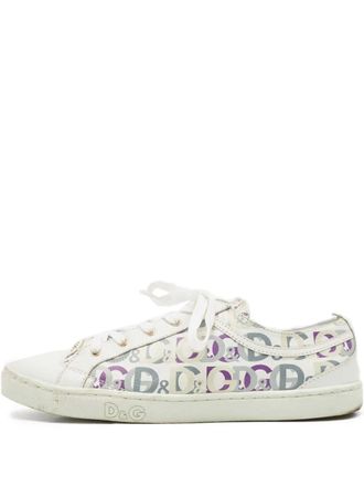 Dolce & Gabbana logo low-tops sneakers - women - Rubber/Calf Leather/Calf Leather - 37 - White