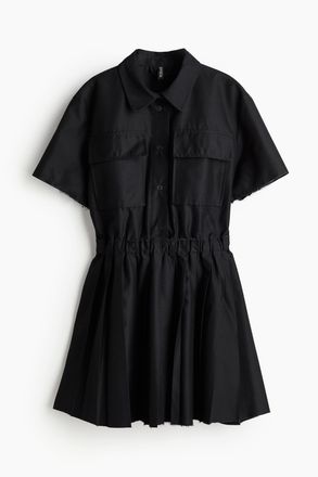 H&M Utility-Kleid mit Faltenjupe - Schwarz