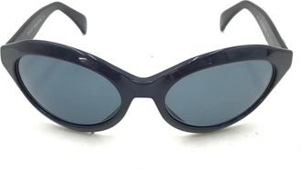 Gucci Dark Tint Cat-Eye Vintage Womens Sunglasses (Pre-Owned)