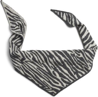 Pieces Pcnaima Triangle Knit Scarf BC, Black/AOP: Tiger, One Size