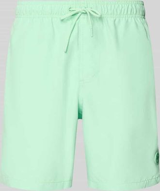 Shiwi Badehose mit Label-Patch Modell Mike in Hellgruen, Gr&ouml;&szlig;e XXL