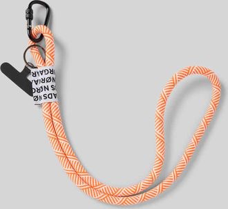 Mads Norgaard Schlüsselanhänger mit Label-Detail in Neon Rot, Größe 1