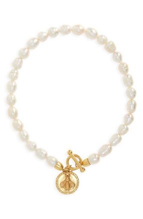 Karine Sultan Bee Pendant Freshwater Pearl Choker in Gold at Nordstrom