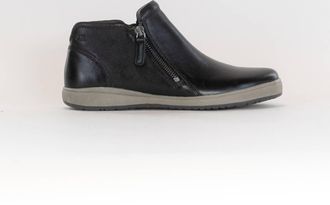 Josef Seibel Womens Leather Flat Shoes In Black