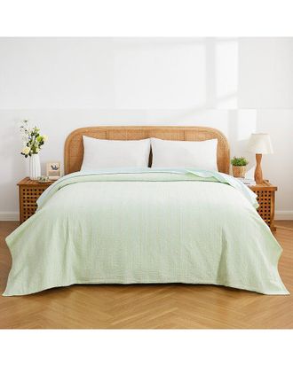 Melange Home M&eacute;lange Home Hand-Stitched Reversible Kantha Coverlet