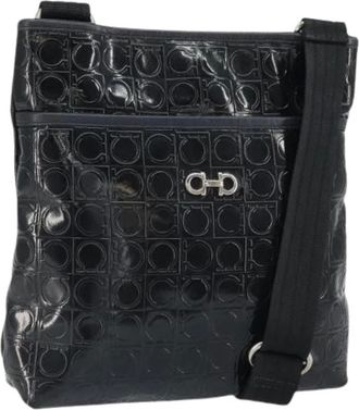Ferragamo Pre-owned Cross Body Bags, female, Black, Size: ONE SIZE Pre-owned Leather Shoulder Bag