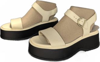 Sorel Womens Dayspring Ankle Strap Sandal In Honey White, Black