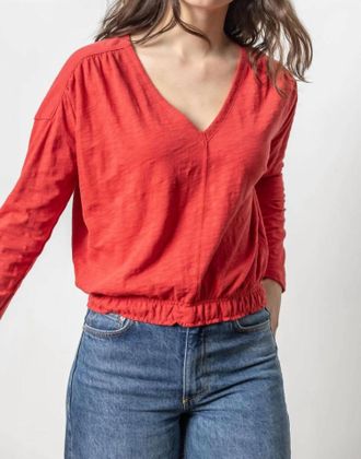 Lilla P Elastic Hem V-Neck In Cinnabar