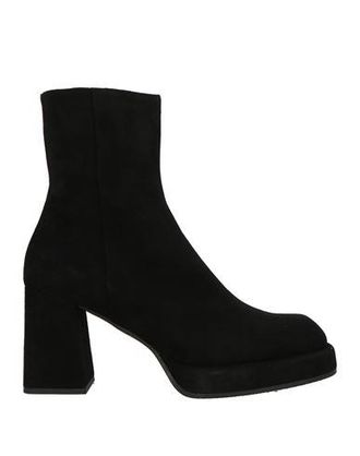 Mot-Cl&egrave; Ankle boots