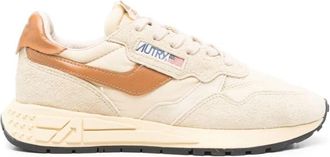Autry Low-Top Sneakers - Dames - Sneakers - Beige - 40 EU - Leer - Schoenen