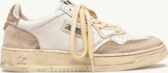 Autry MEDALIST LOW SUPER VINTAGE SNEAKERS IN LEATHER AND SUEDE COLOR WHITE AND GOLD